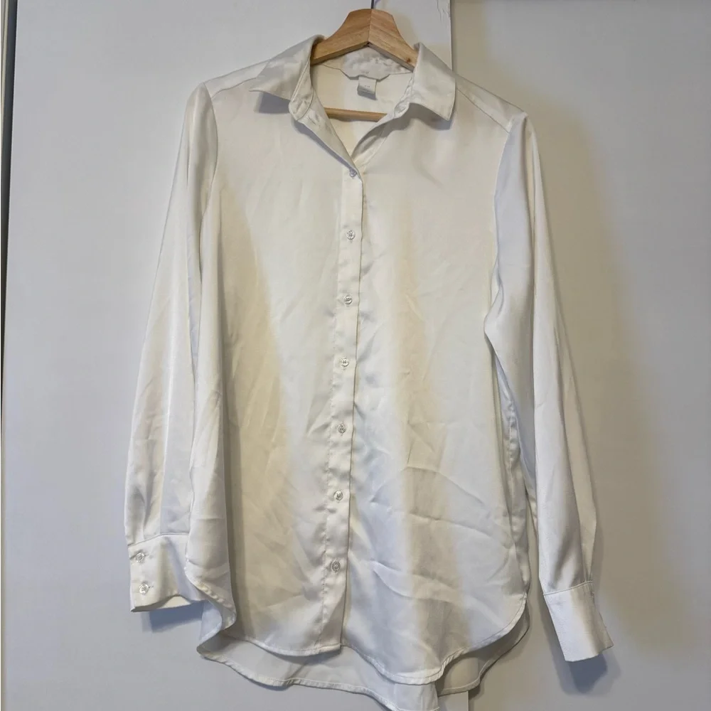 H&M Elegant Ivory Satin Shirt - Picture 1 of 7